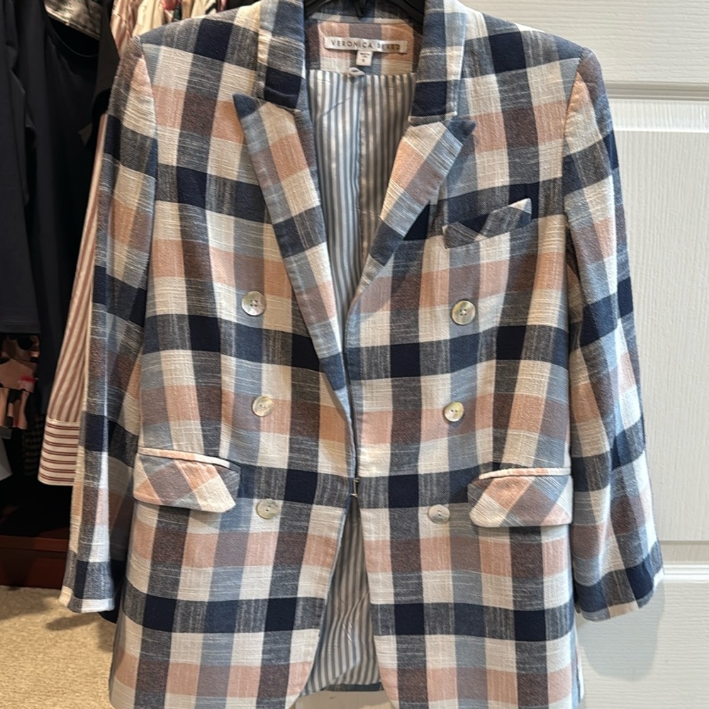 Veronica Beard size 6 dickey blazer.